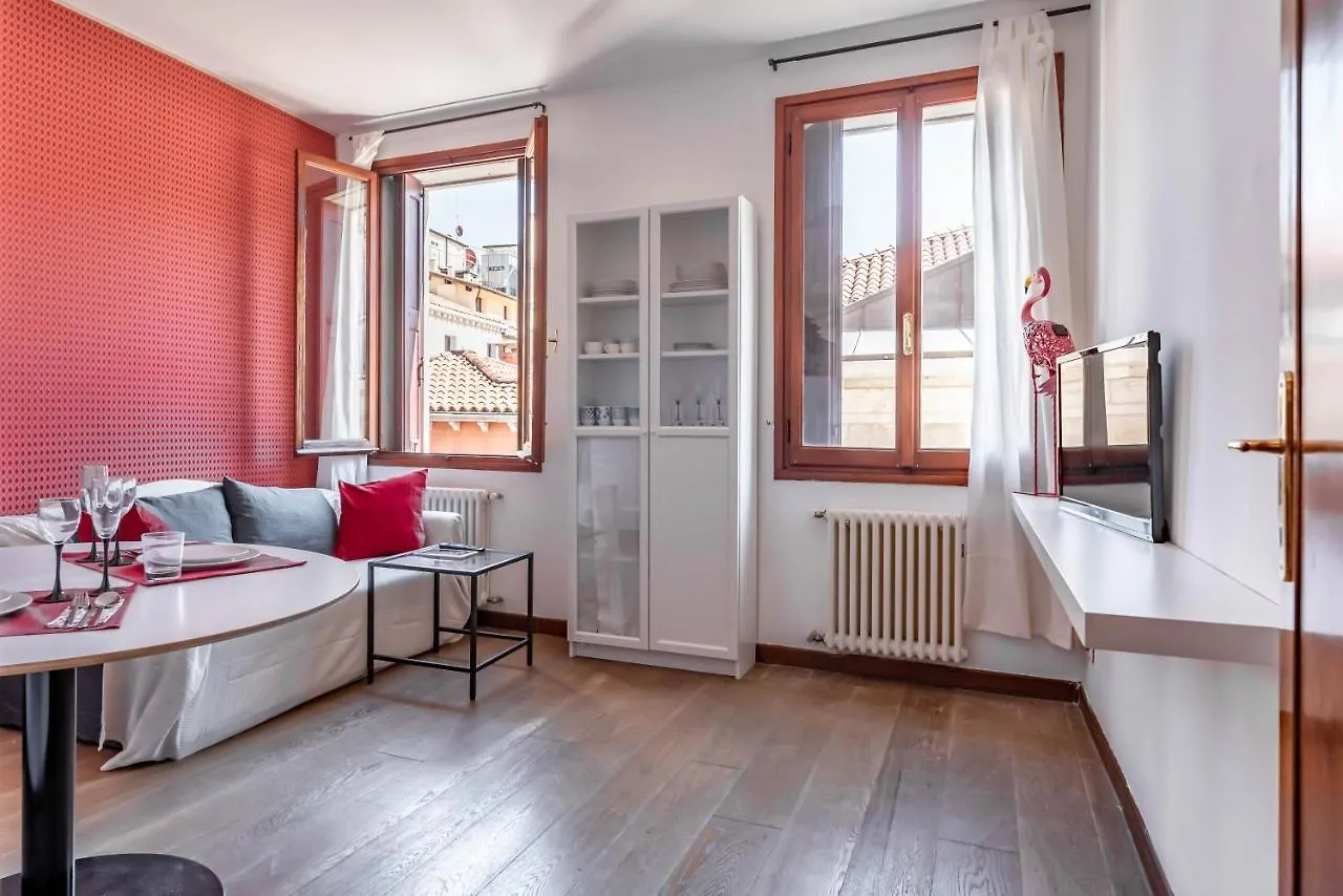 Venezia-San Marco View On Luxury Shopping Street Apartment